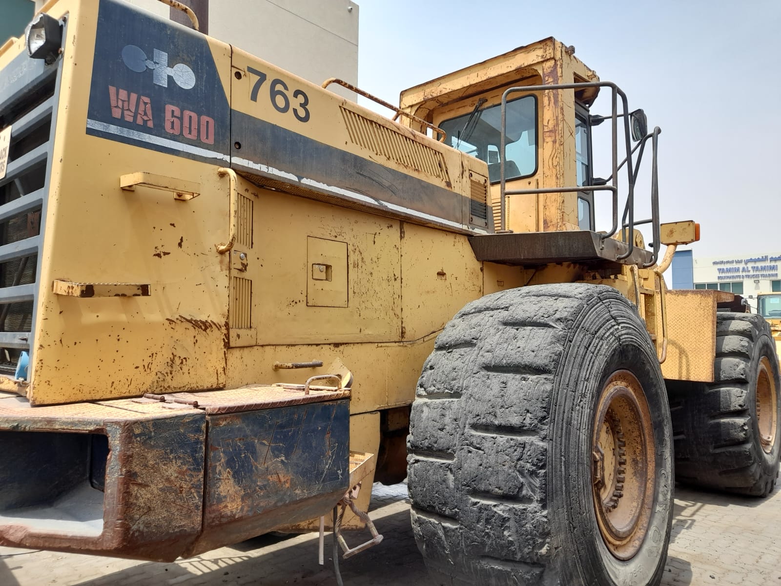 wheel loader