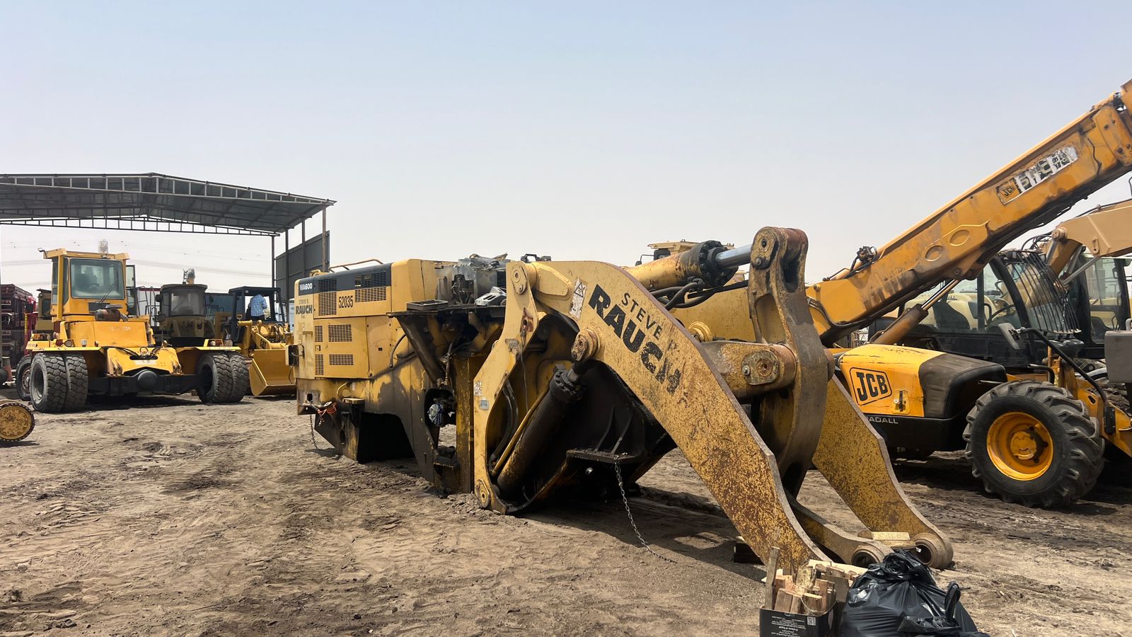 wheel loader